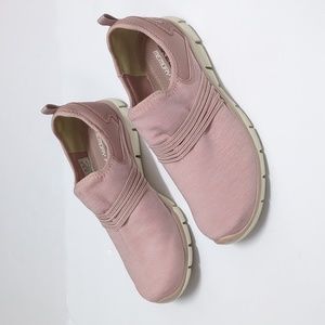 Sketchers Women's Memory Foam Slip On Sneakers